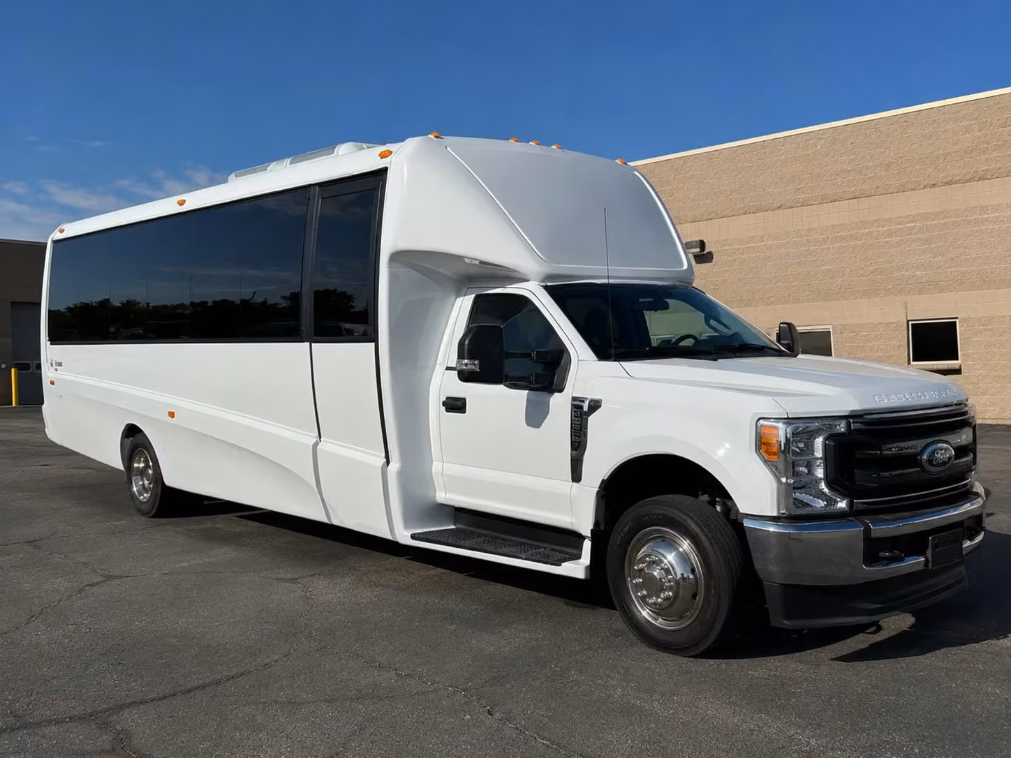 20 passenger minibus