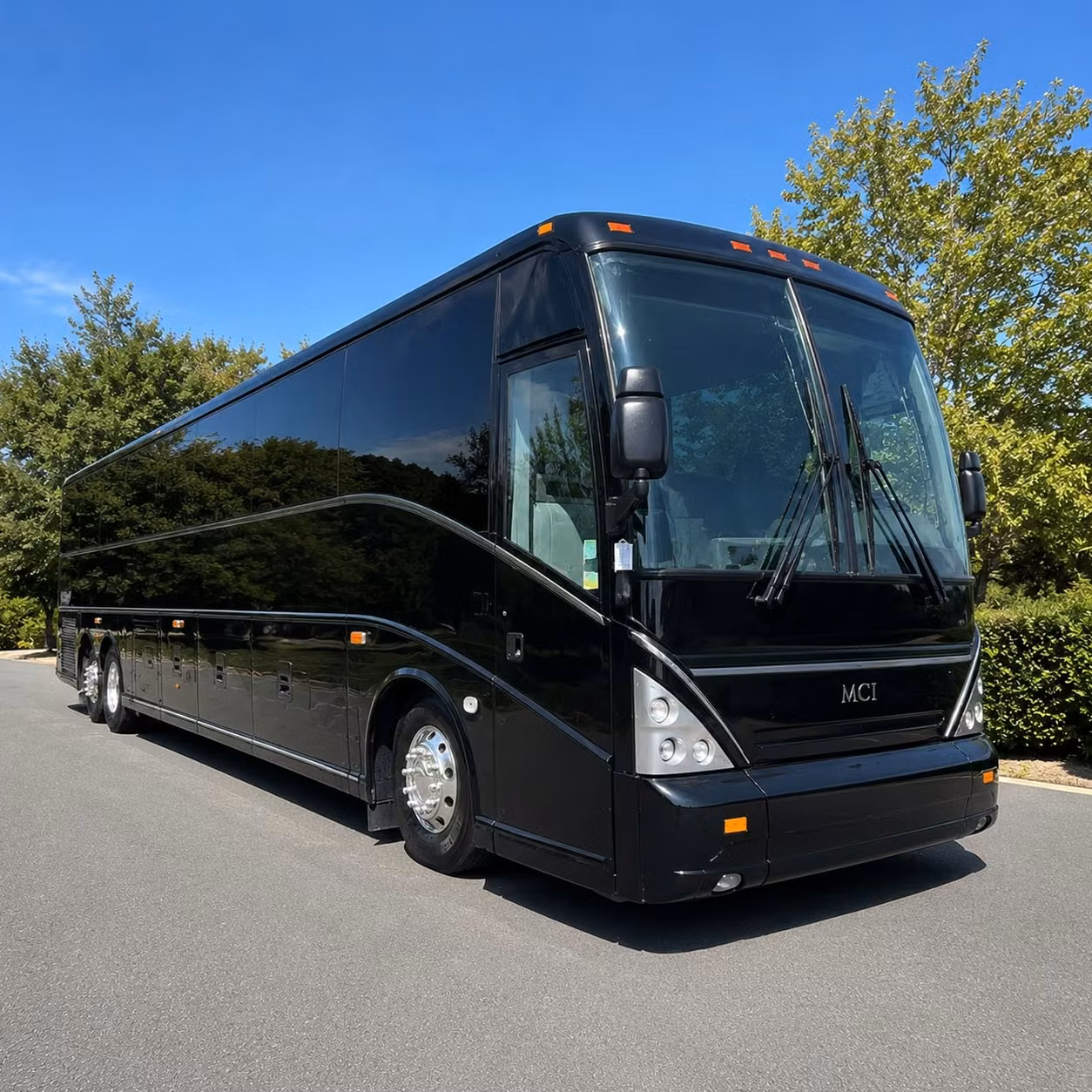airport transfer shuttles to and from newark liberty international airport