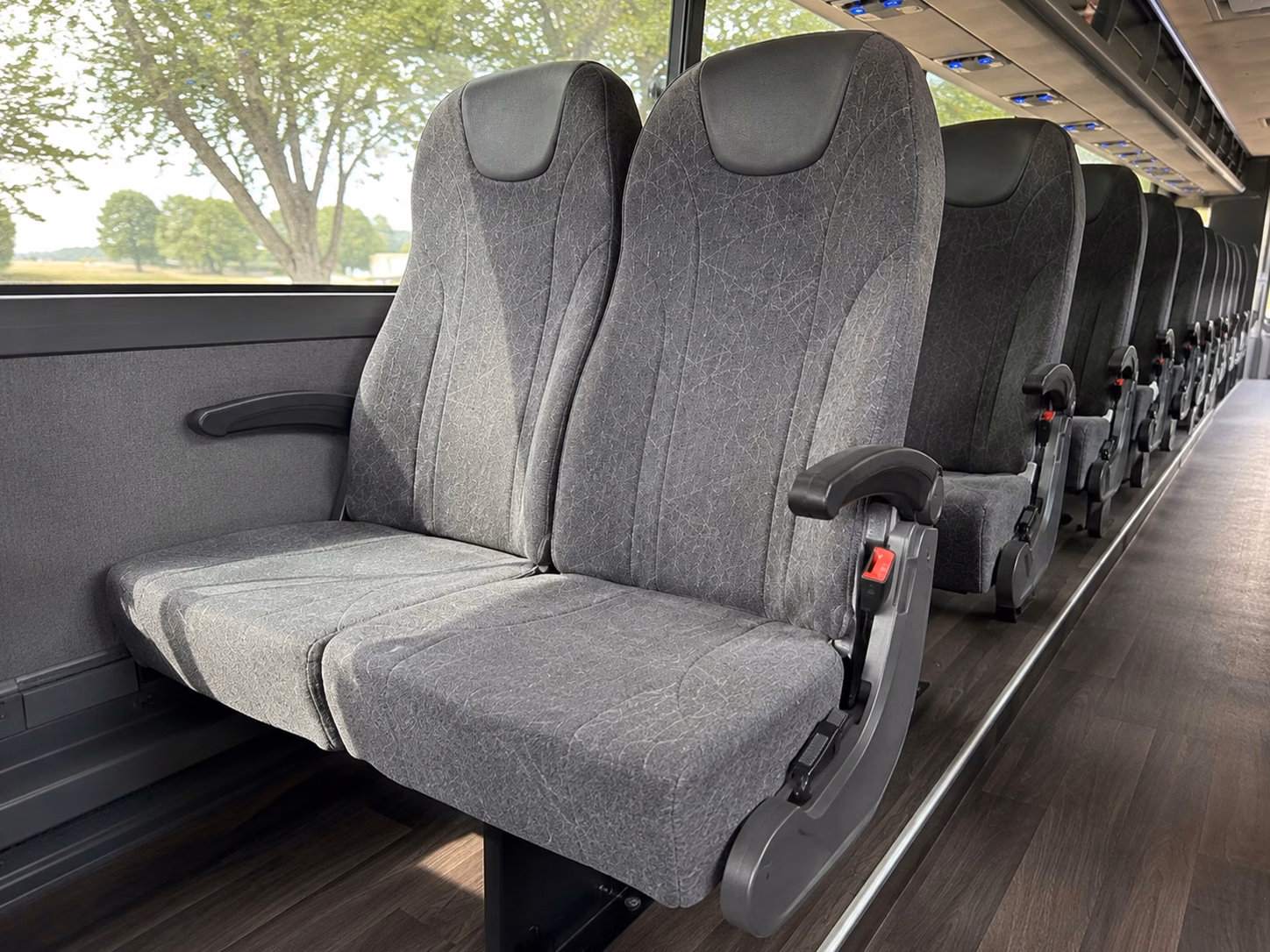 bus type and size change charter bus prices in newark new jersey