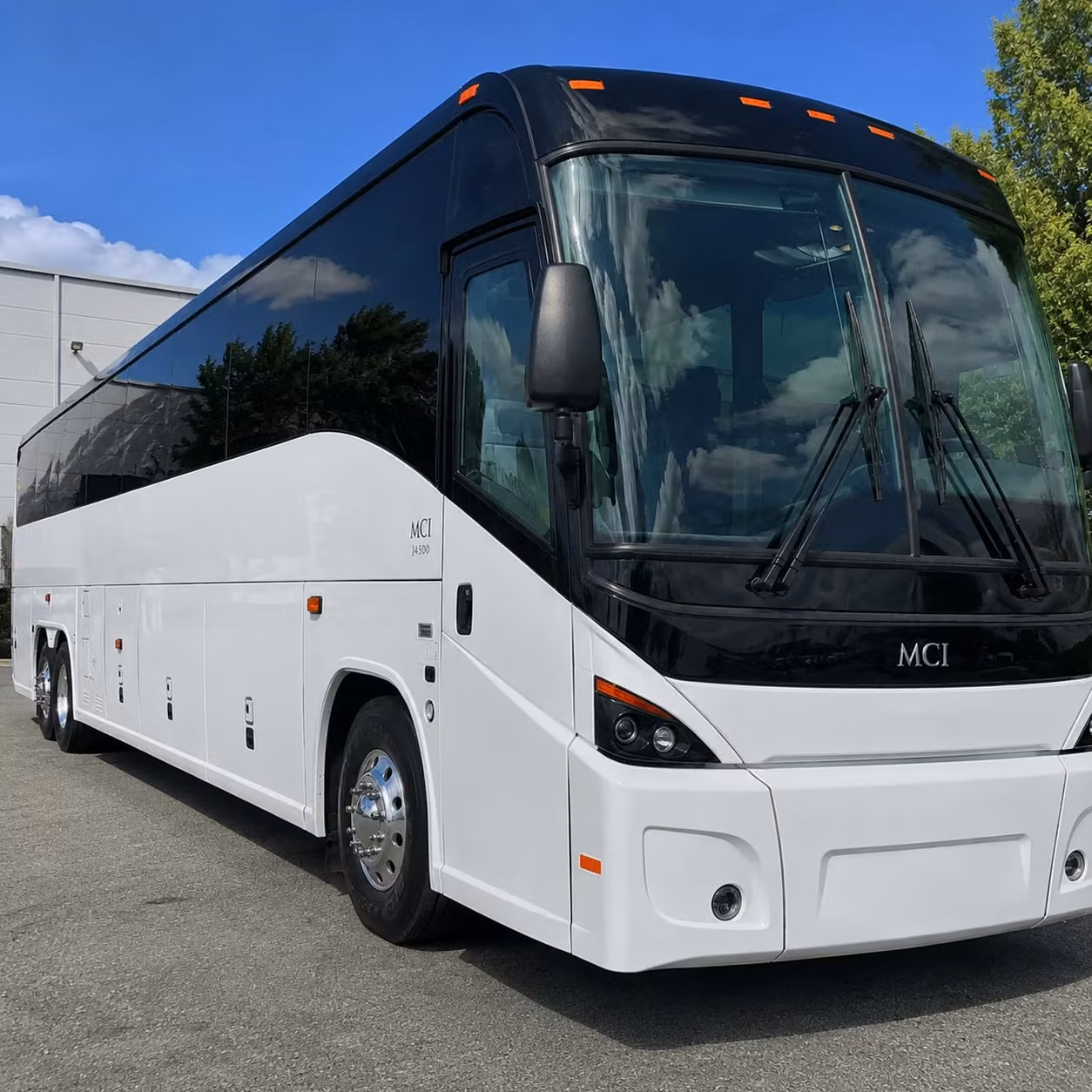 run reliable daily commuter routes between newark and remote employee parking lots